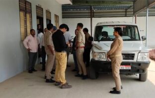 रिसाइकिलिंग फैक्ट्री पर जीएसटी का छापा