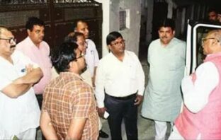 कांप्लेक्स की 3 दुकानें सील, निगम कर्मी को बंधक बनाया