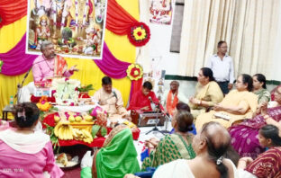 भगवान भोलेनाथ पर बेलपत्र चढ़ाने से मिट जाते हैं सभी जन्मों के पाप