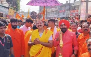 कथा वाचक प्रदीप मिश्रा के कुबरेश्वर धाम में निकाली जा रही कांवड़ यात्रा में 7वीं मौत