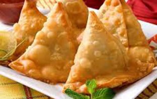 समोसा, खाएं जरुर लेकिन देखकर