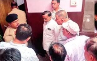 सरधना में व्यापारी की पत्नी पर बरसाईं गोलियां, सिर और पैर में गोली लगने के बाद अस्पताल में भर्ती
